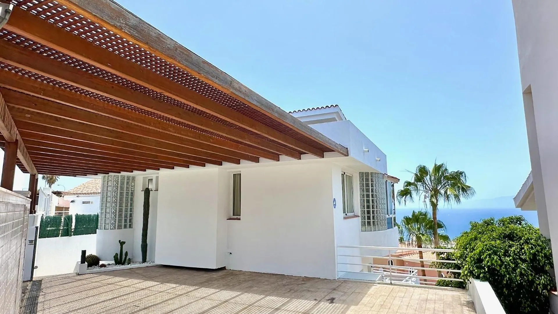 Luxury Villa Taoro Private Heated Pool Free Car Except Christmas 0*, אדחה